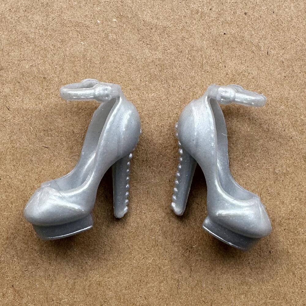 1/6 Scale Vintage High Heels F - Vintage Collectible Barbies ulasan dan harga